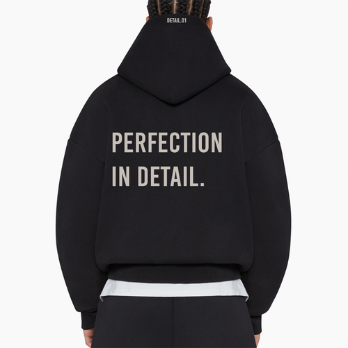 HOODIE - PERFECTION IN DETAIL.